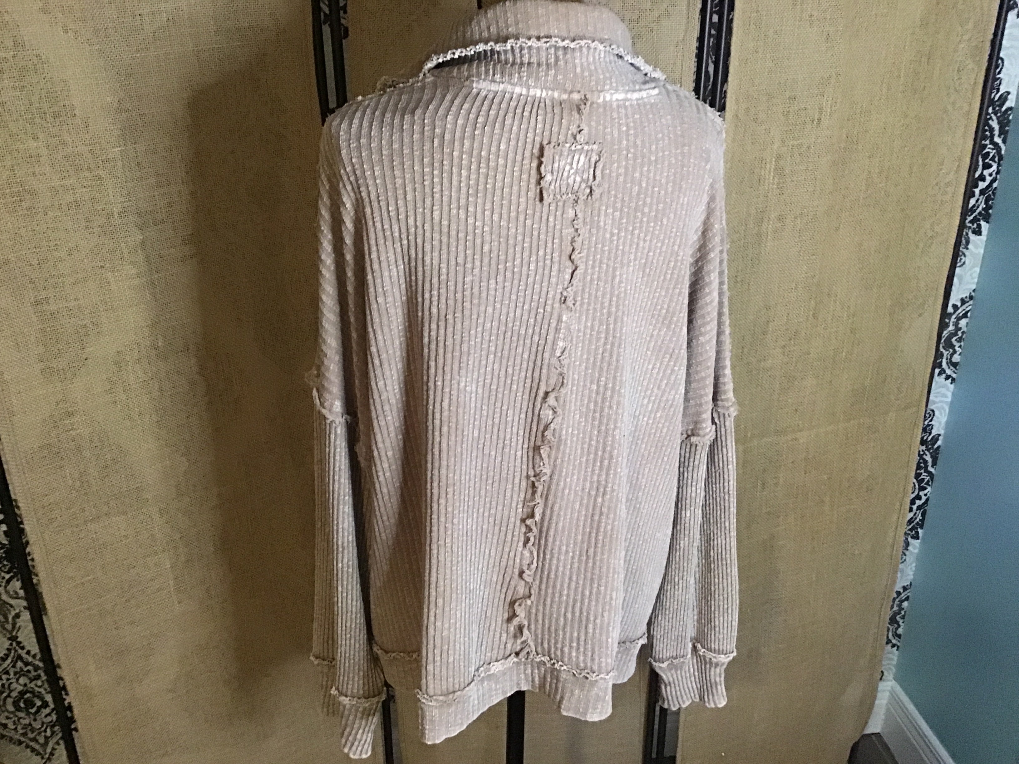 Easel Mocha Sweatshirt