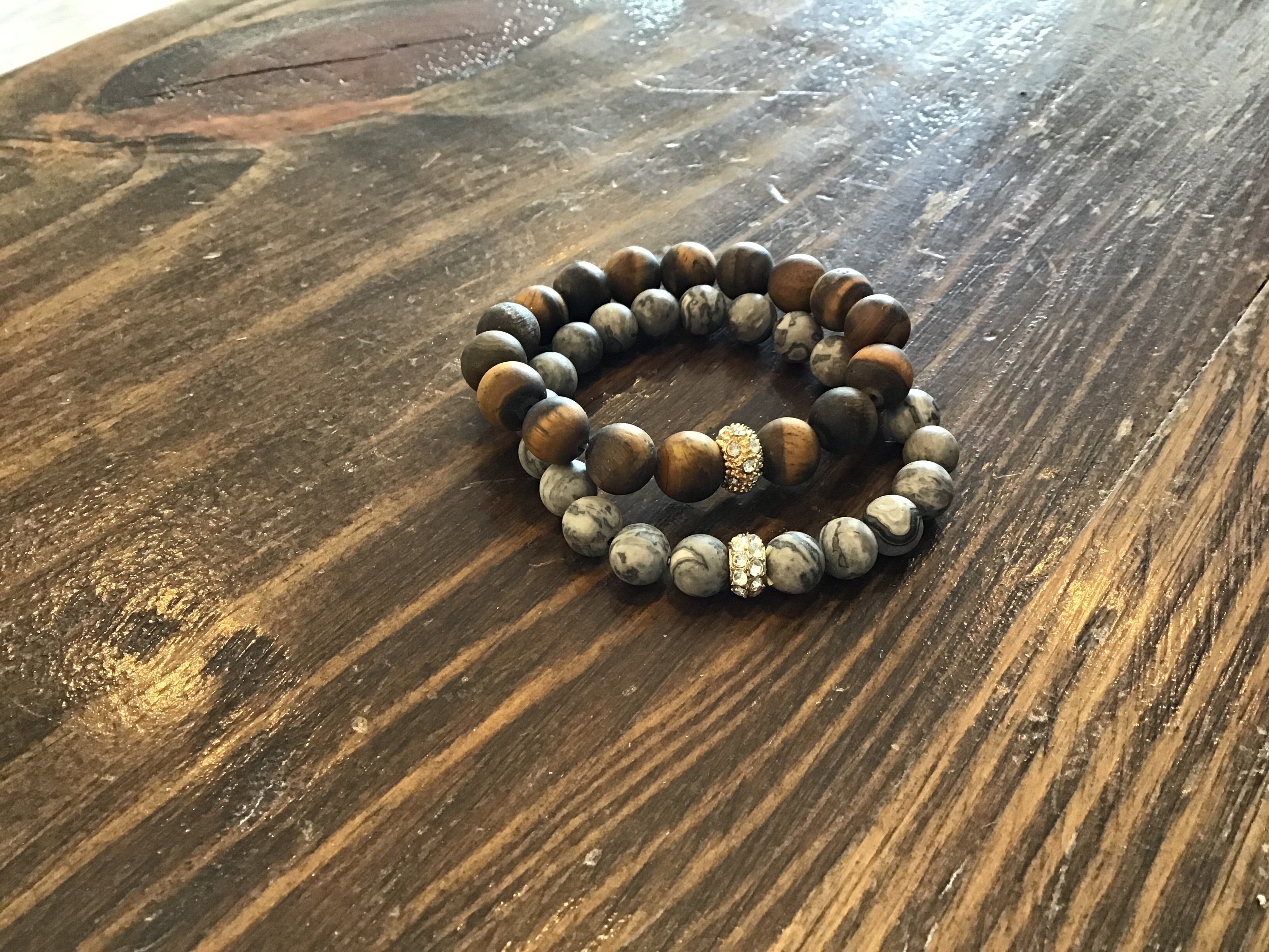 Stone Beaded Bracelet w/ Jewel